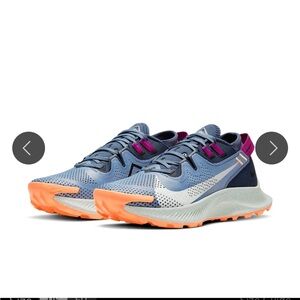 Nike Pegasus Trail 2 in Thunder Blue Women Size 10.5‎